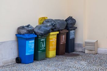 1000 zł rocznie za śmieci? Ekspert rysuje katastrofalny scenariusz