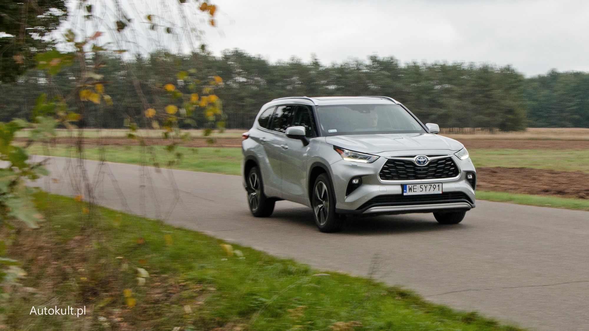 Ford Explorer vs. Toyota Highlander