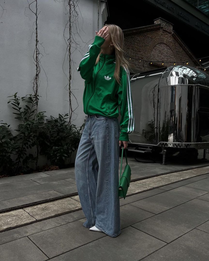 Karolina Pisarek w stylizacji inspirowanej ulicą