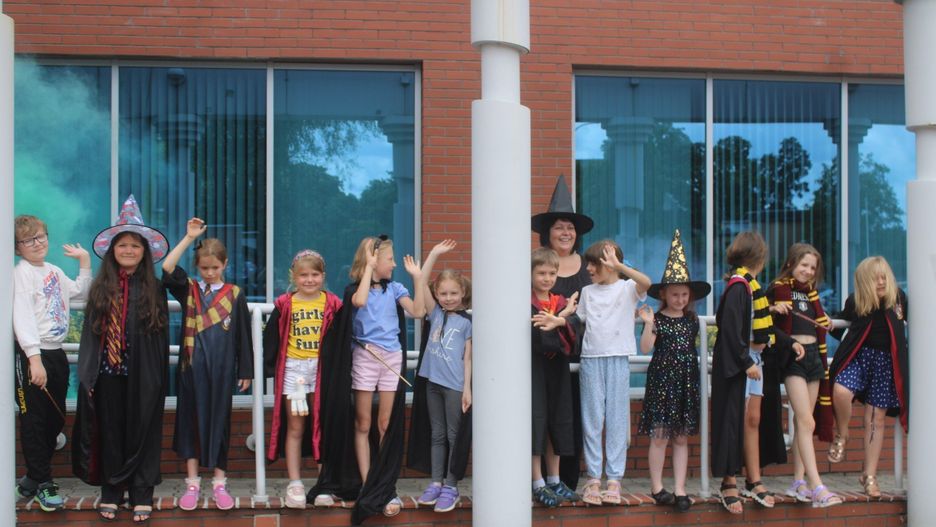 Bełchatów. Wakacje w bibliotece 2025 - &#34;Harry Potter. Wakacje w Hogwarcie&#34;