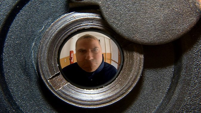 Peeple: “judasz” w smartfonie. Kamerka zarejestruje ruch przed drzwiami 1