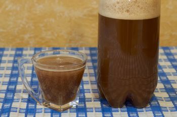 Zanim pojawiła się cola, piliśmy litrami. Gasi pragnienie i uspokaja jelita