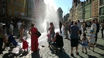Tropikalne upały nadciągają na Dolny Śląsk. Na niewiele zda się skrycie w cieniu. To będzie prawdziwy ukrop