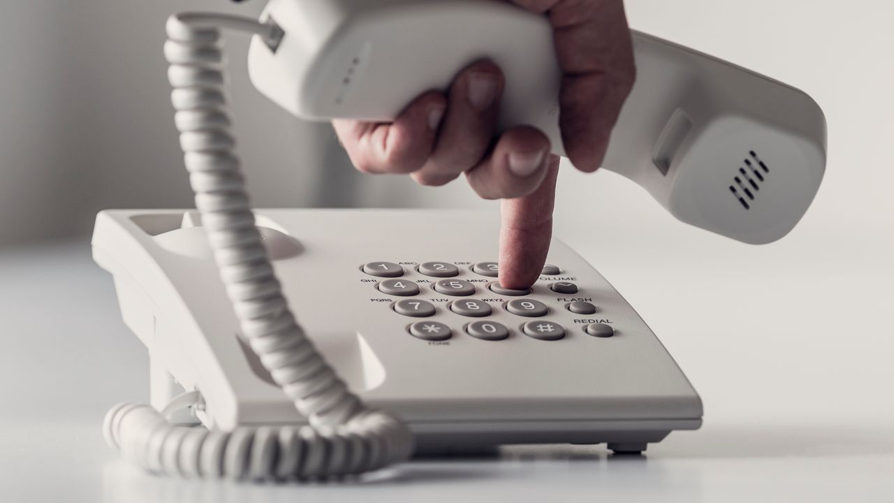 Dzwoni numer 116 117? Możesz dostać telefon od Anny