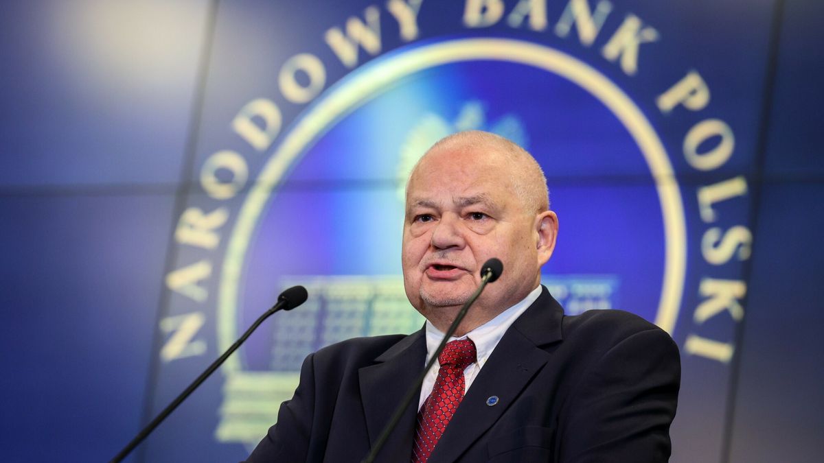 Konferencja prezesa NBP Adama Glapi?skiego03.11.2021 Warszawa Konferencja prezesa NBP Adama Glapinskiego nt oceny biezacej sytuacji ekonomicznej w Polsce   fot Jacek Dominski/REPORTERn/z: Adam GlapinskiJacek Dominski/REPORTER