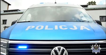 Kolizja z żoną policjanta. Kierowca: "Zdębiałem". To stało się potem