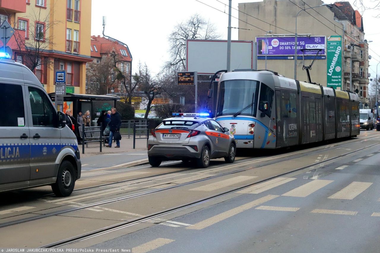 Tramwaj potrącił pieszą we Wrocławiu