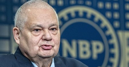 Ofensywa słowna Adama Glapińskiego. NBP zmienia front. Co dzieje się ze złotym?