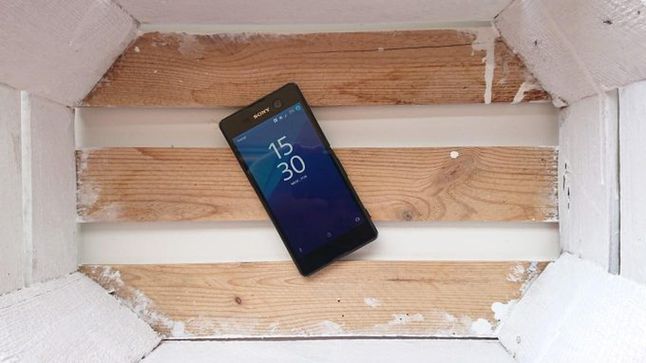 Sony Xperia M5
