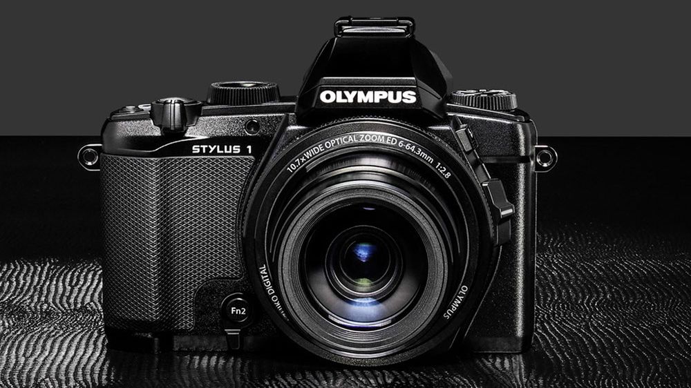 Olympus Stylus 1 – kompakt klasy premium w szatach bezlusterkowca OM-D 1