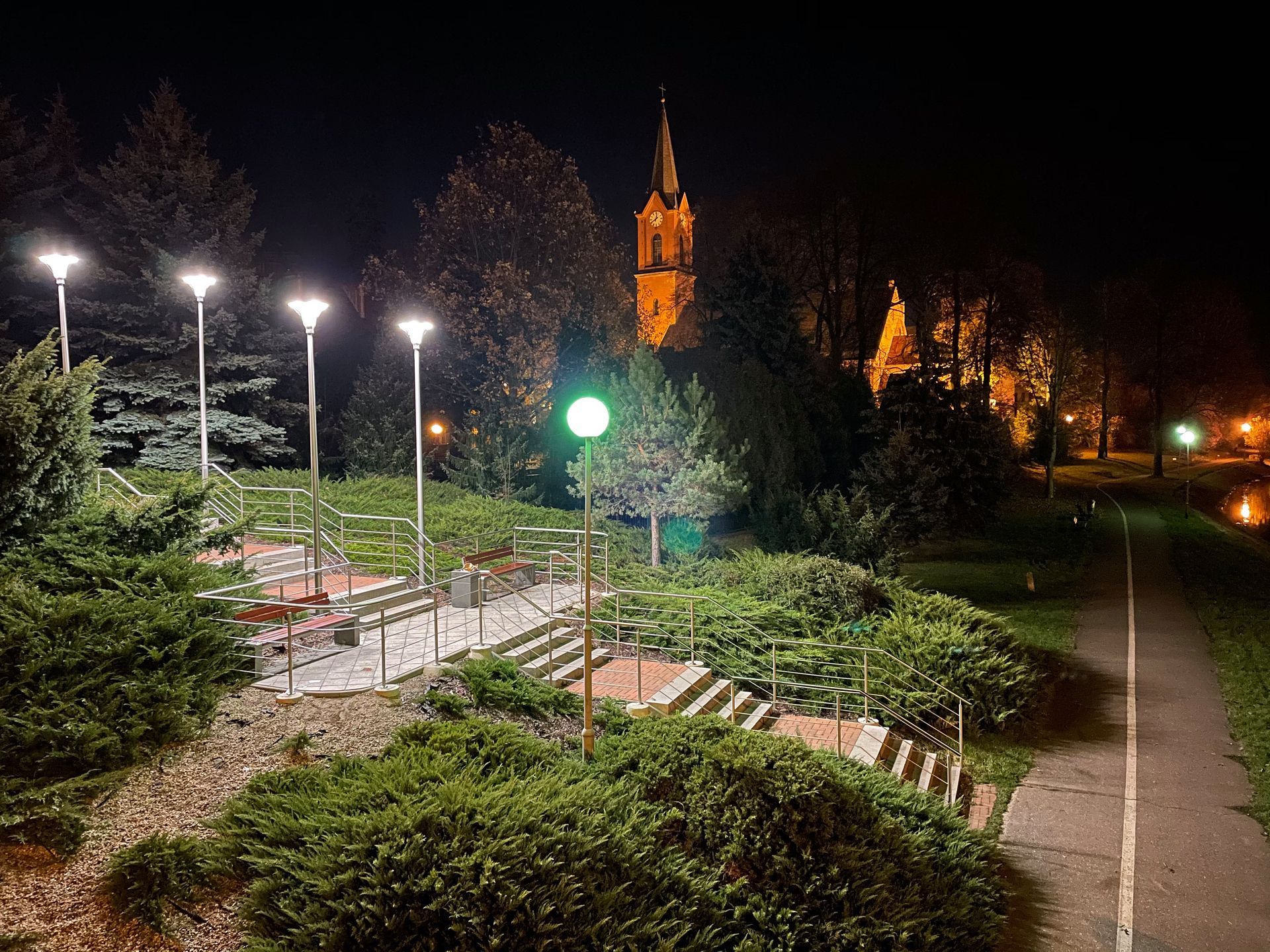 Dobry iPhone w "dobrej" cenie. iPhone 12: test 43