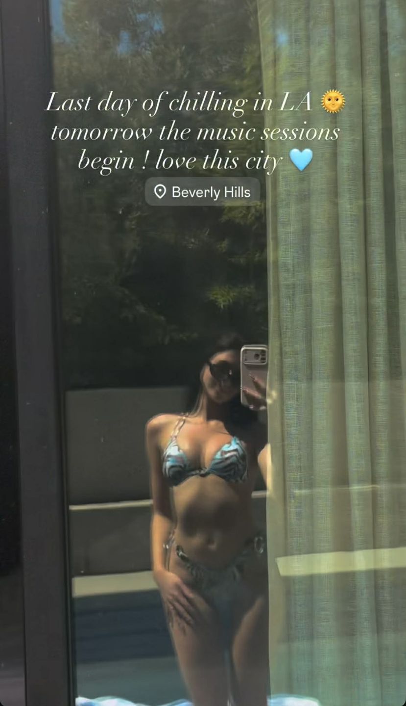Roksana Węgiel eksponuje smukłą sylwetkę w skąpym bikini