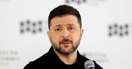 Zełenski gratuluje Péterowi Magyarowi. "Jesteśmy gotowi na wspólną pracę dla pokoju i stabilności"