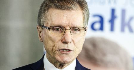 Cierpiał na syndrom Clintona? Bohater afery faworytem w Olsztynie