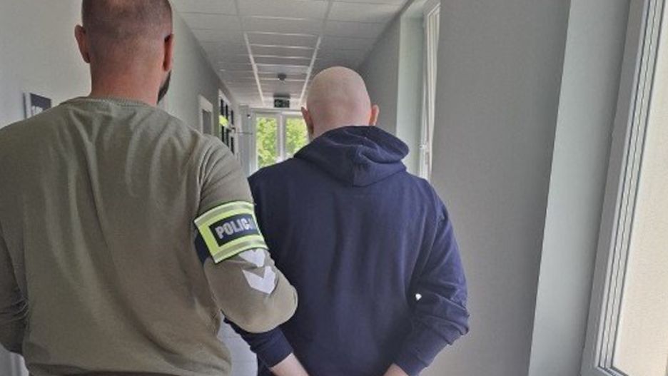 Kryminalni z Pruszcza zlikwidowali plantację marihuany.