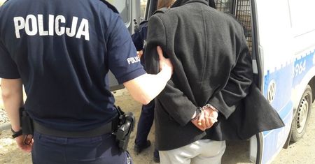 Zderzył się z ciężarówką na autostradzie A4. Miał 3 promile we krwi i sporo na sumieniu
