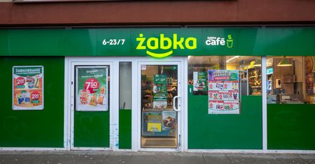 Żabka wycofuje popularne batony. Mogą zagrażać zdrowiu