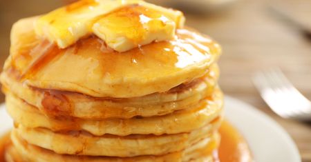 Amerykańskie pancakes. Puszyste placuszki, które można jeść na okrągło!