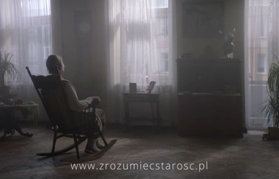 „Zrozumieć starość” w akcji o wrażliwości i szacunku dla seniorów (wideo)