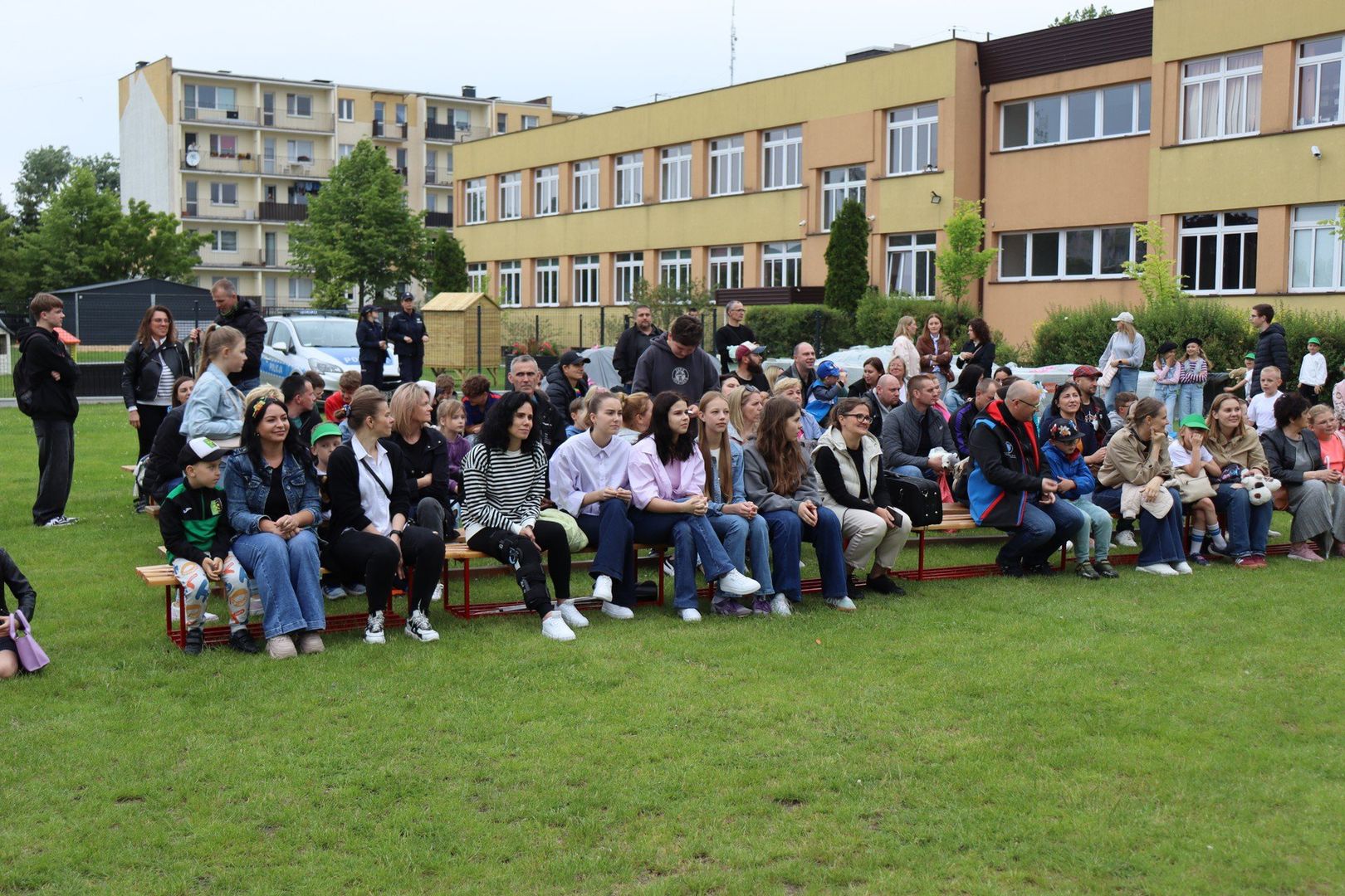Rodzinne Powitanie Lata, czyli piknik w stylu PRL w &#34;Czwórce&#34;. Atrakcji nie brakowało!