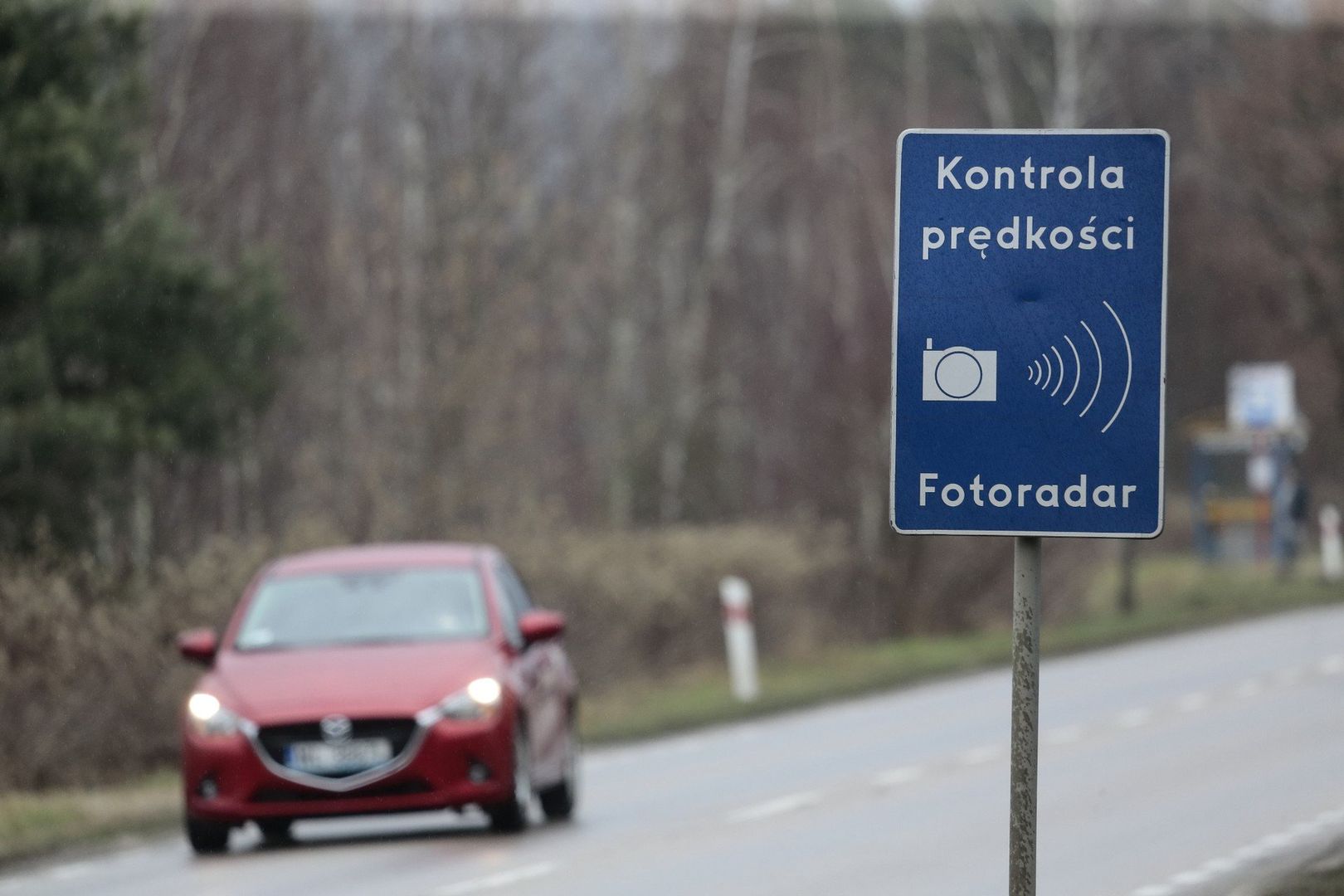 Lokalizacja (najbliższa względem lokalizacji miejscowość): Pobórka WielkaGmina: BiałośliwieNr drogi: 10Dozwolona prędkość: 50km/h