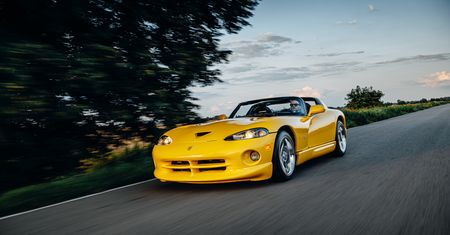 Test: Dodge Viper RT/10 - poznałem bohatera plakatów znad dziecięcych łóżek