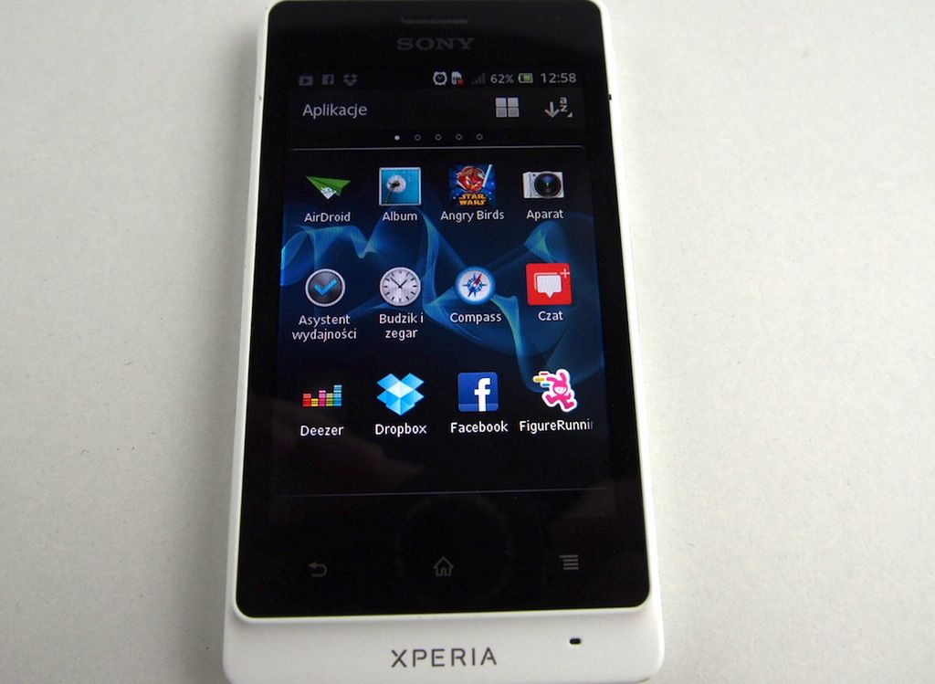 Sony Xperia go – mały, ale zadziorny [test] 8