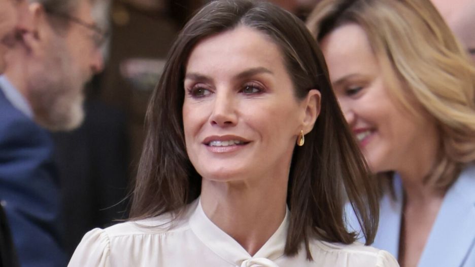 Królowa Letizia uległa modzie na skórzane elementy garderoby 