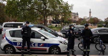 Zabójstwo nauczyciela we Francji. Władze biorą się za islamistów