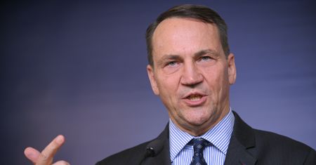 Sikorski reaguje na słowa Dudy. Wskazał na "grupy wrażliwe"