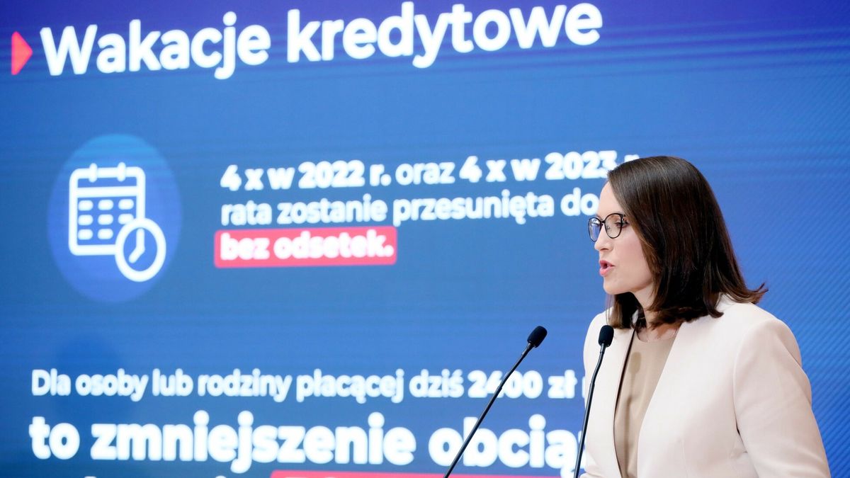Minister finansów Magdalena Rzeczkowska