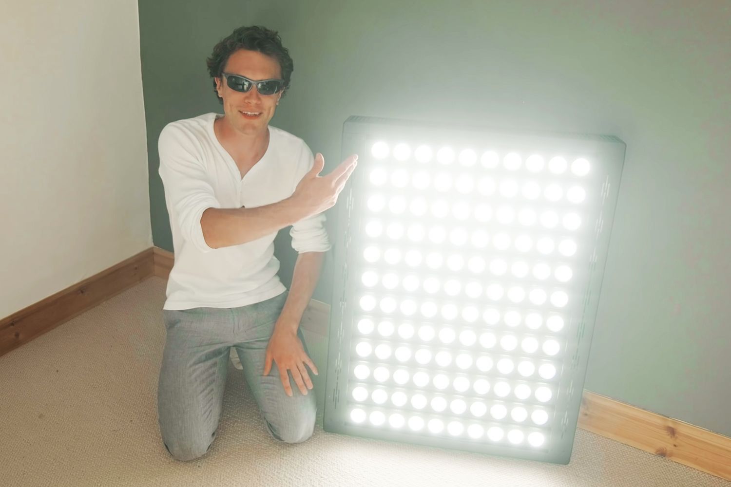 1000 watów w jednym panelu LED. To się nazywa moc! 1
