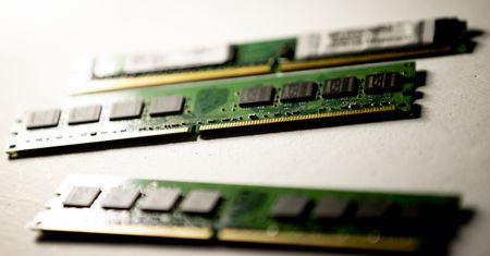 Zwrot w planach. Windows ma potrzebować mniej RAM-u