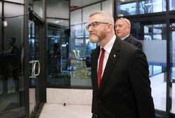 "Sytuacja skandaliczna". Siemoniak komentuje awanturę z Braunem