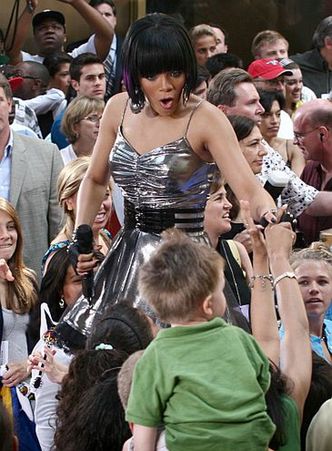 Rihanna chce pomóc Amy Winehouse!