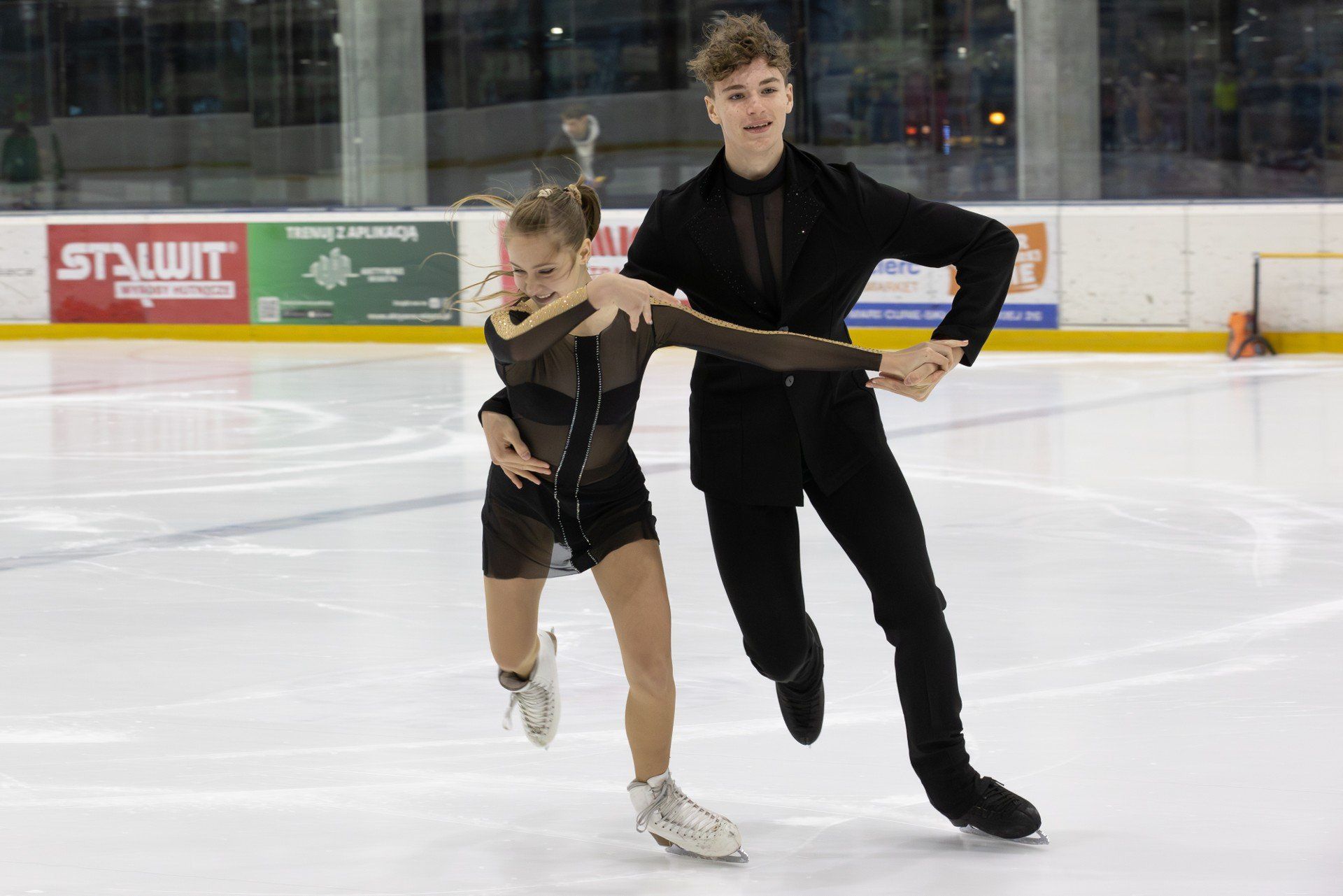Impreza odbyła się w piątek, 5 grudnia, na lodowisku Torbyd w Bydgoszczy. Organizatorzy przygotowali sporo atrakcji, w tym, m.in.: pokazy łyżwiarstwa figurowego, konkurencje sportowe, mecz minihokeja. Dodatkową niespodzianką był Święty Mikołaj, który na lodowisko wjechał razem ze swoimi śnieżynkami. 