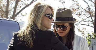 Dina Lohan odpowiada na ataki Jodie Foster!
