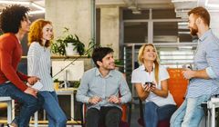 Rzeź juniorów. Czy to najmłodsi pracownicy mają najgorzej przez AI? Niekoniecznie