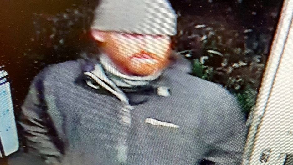 Sobowtór księcia Harry'ego poszukiwany za kradzież torebki Louis Vuitton