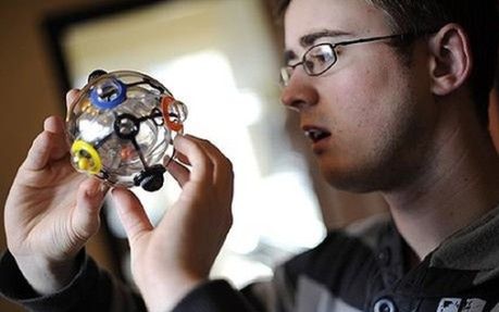 Rubik 360 - nowy gadżet od wynalazcy słynnej kostki rubika