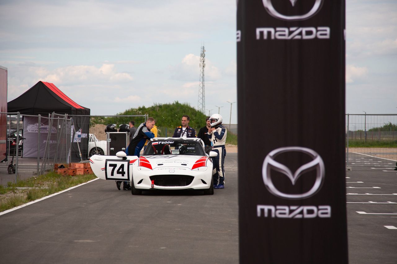 Mazda MX-5 Cup