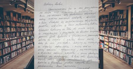 Łza kręci się w oku. Studentka z Wrocławia otworzyła starą książkę