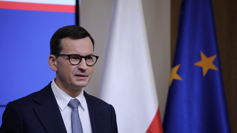 Mateusz Morawieckiwzywa UE do zakończenia handlu emisjami CO-2