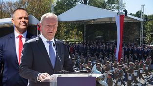 Święto Wojska Polskiego. Spór o SAFE w tle obchodów