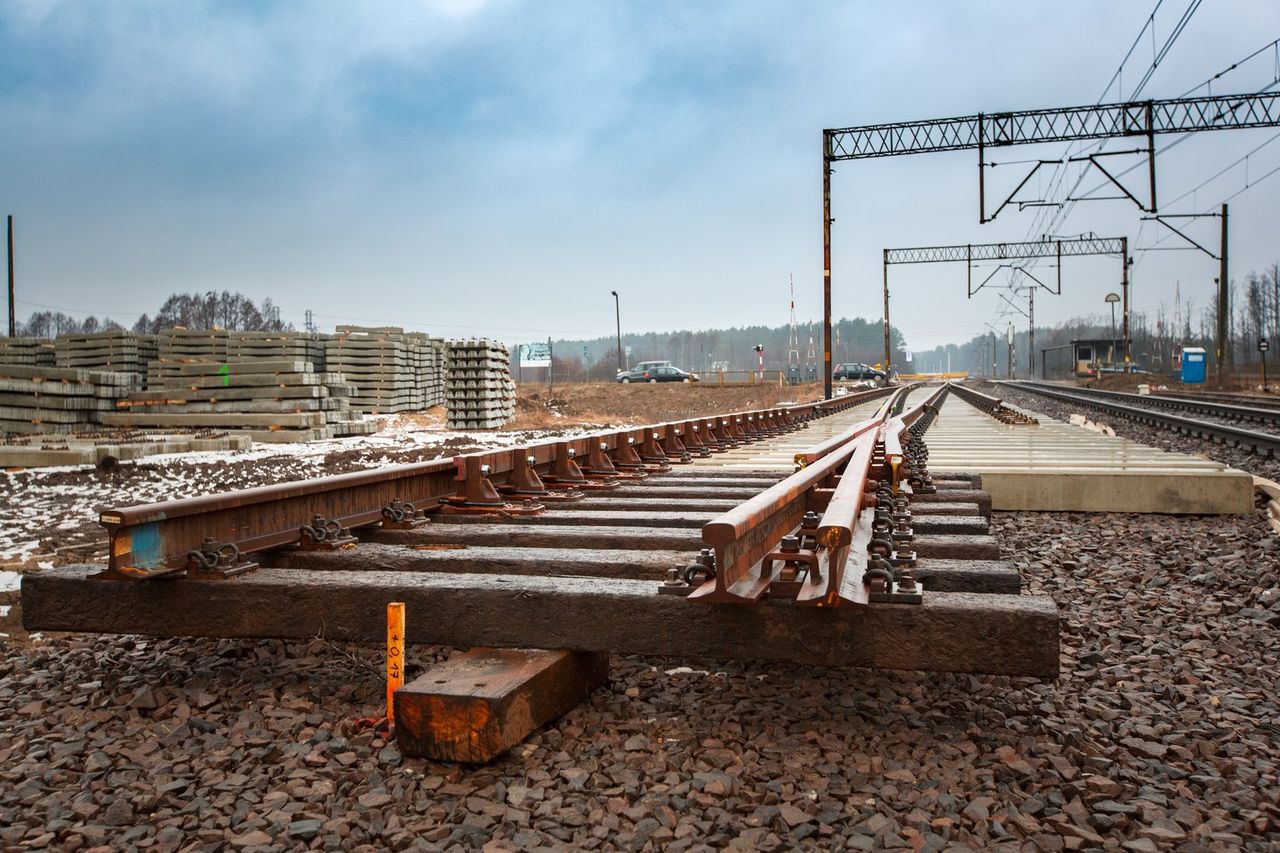 Spór o przetarg na Rail Baltica. Druga strona medalu. "Ryzyko utraty ponad 800 mln euro"