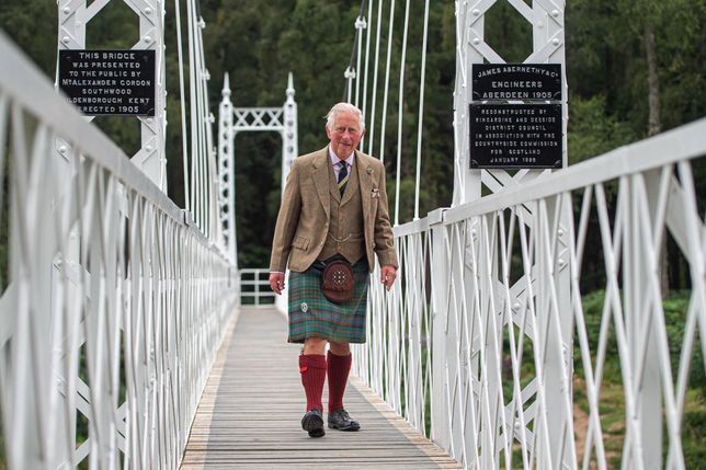 Royal visit to AberdeenshireThe Prince of Wales, known as the Duke of Rothesay when in Scotland, during a visit to Cambus O'May suspension bridge in Aberdeenshire following its repair. Picture date: Tuesday August 31, 2021. 
Dostawca: PAP/PAWullie Marr/DCT MediaPA2021 Prince Charles, royalty idsok wparota, ROYAL, Charles