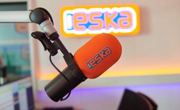 Drożeją reklamy w Esce, Esce Rock i VOX FM