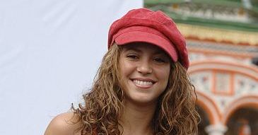 Shakira odda potrzebującym 45 milionów dolarów!