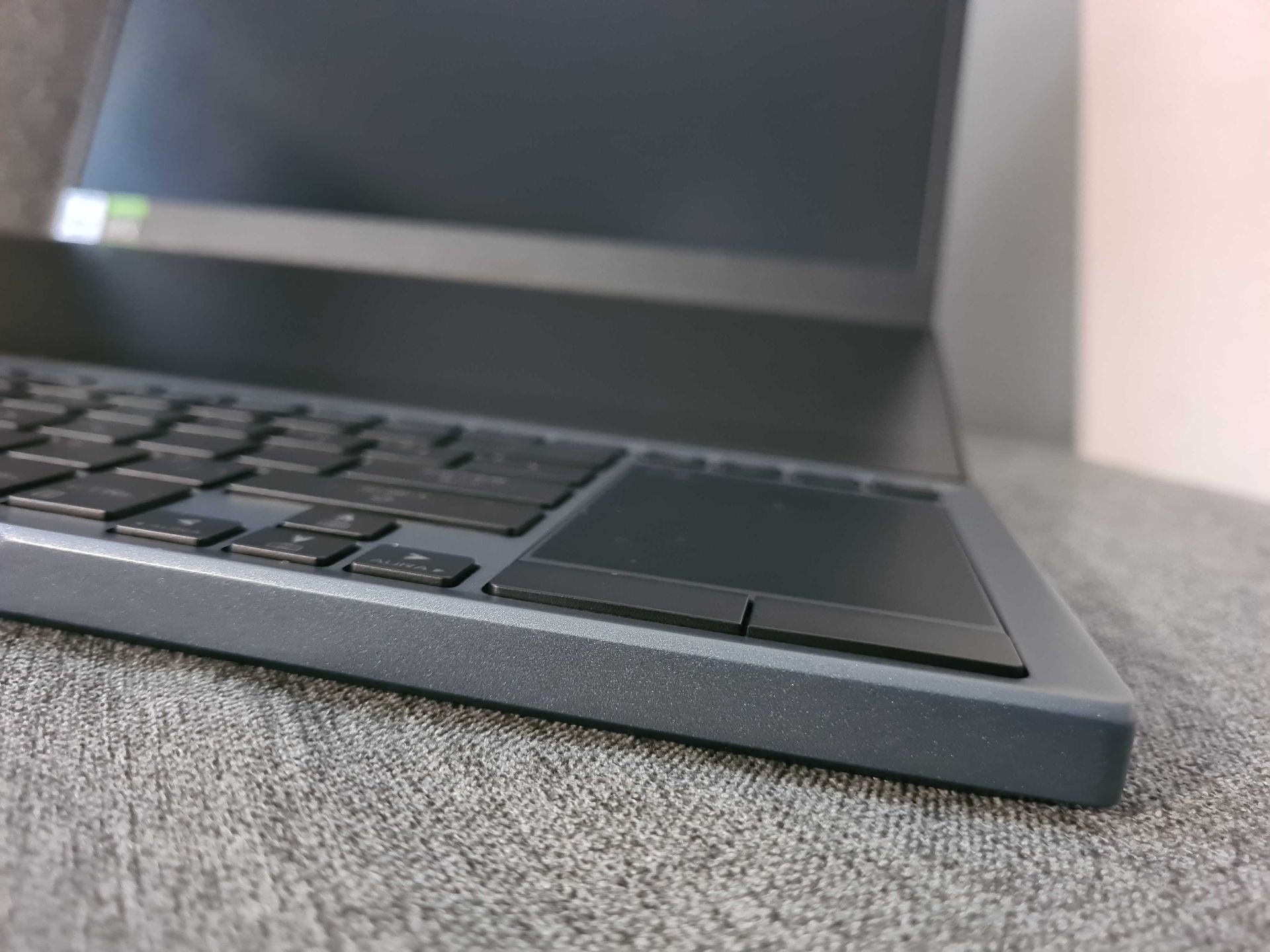 ASUS ROG Zephyrus Duo 15 – test. Granie na dwóch ekranach 14