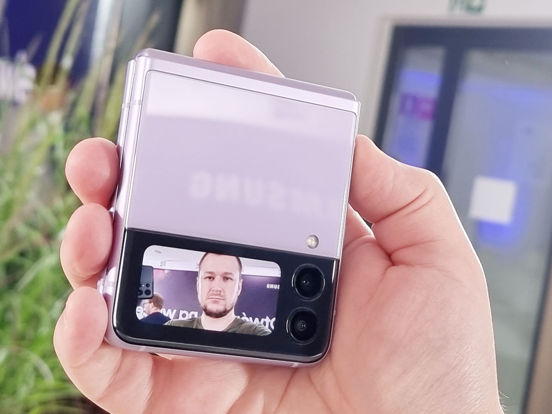 Widziałem Samsunga Galaxy Z Fold 3 i chcę porozmawiać o jego aparacie pod ekranem 9